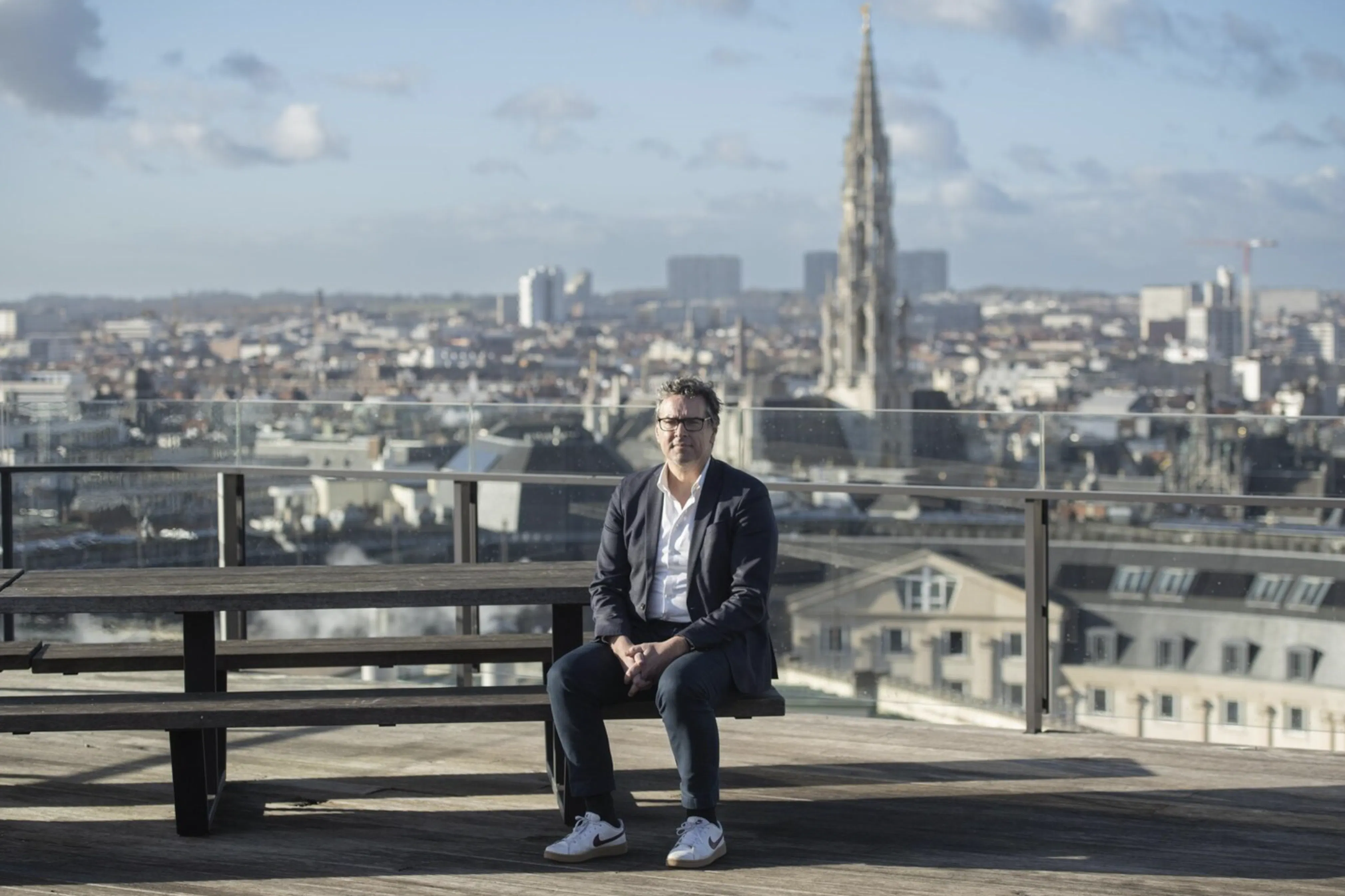 Alexander d'Hooghe in De Standaard